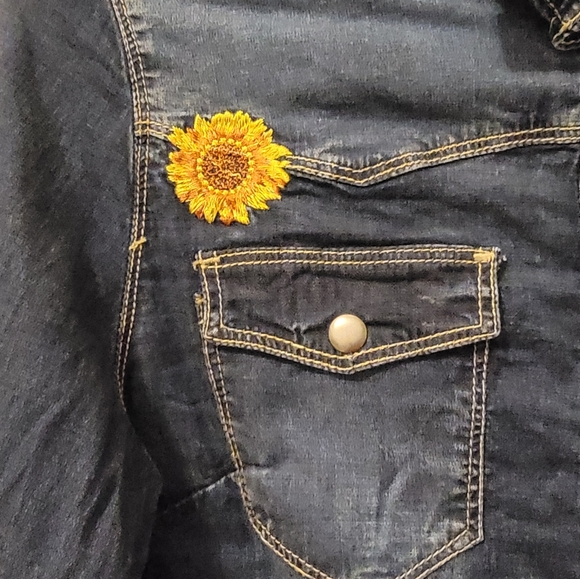 Montana Co. Denim Rodeo Button-up Shirt - Picture 3 of 4